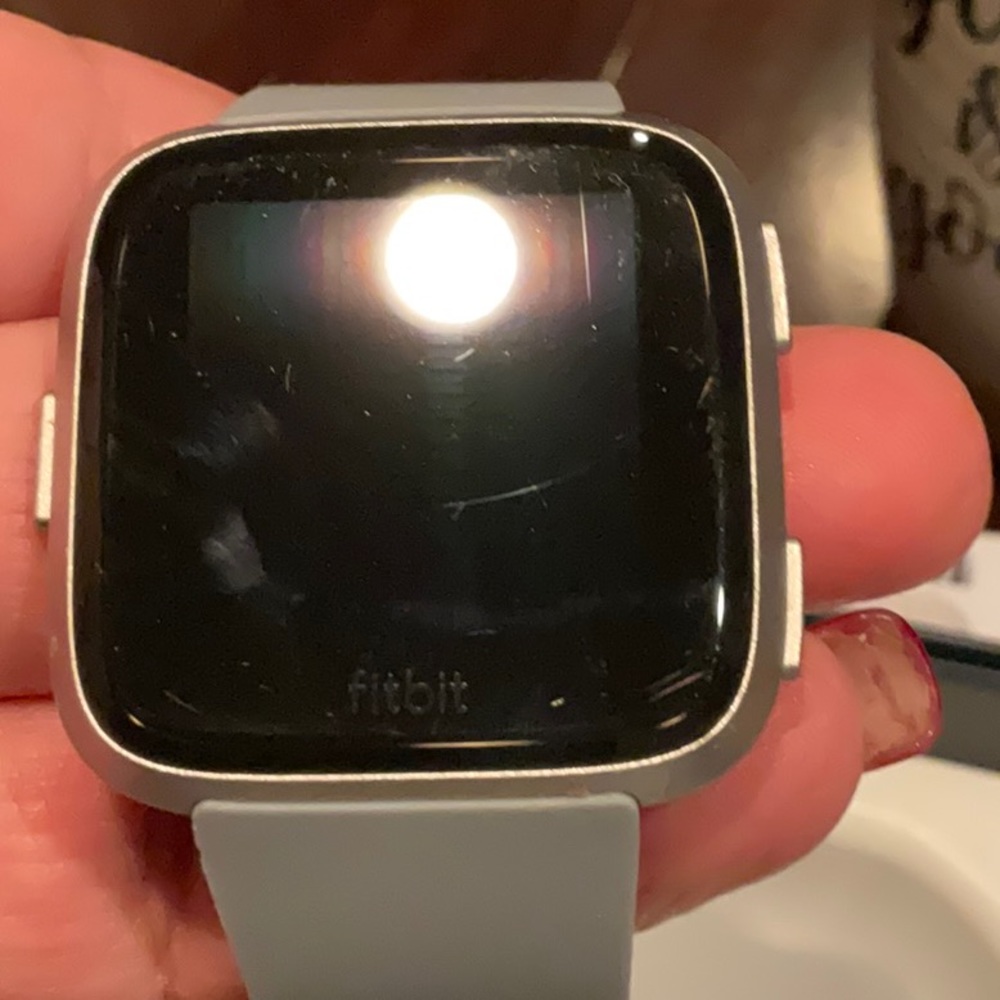 Fitbit 2017 Excellent Condition - image 1